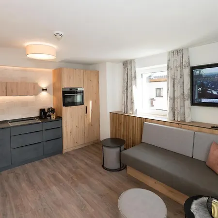 Der Zirmhof In Apartment